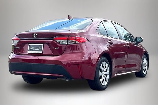 Used 2022 Red Toyota LE image 4