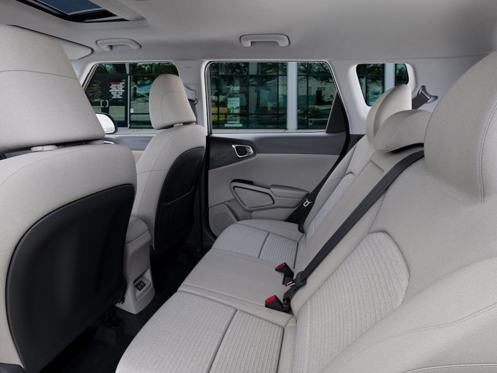 2025 Kia Soul EX - Photo 18