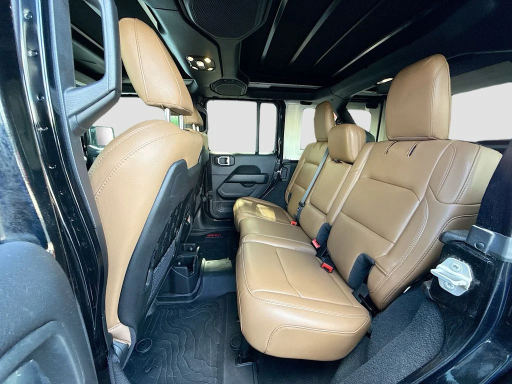 Used 2021 Black Clearcoat Jeep Unlimited Rubicon image 25