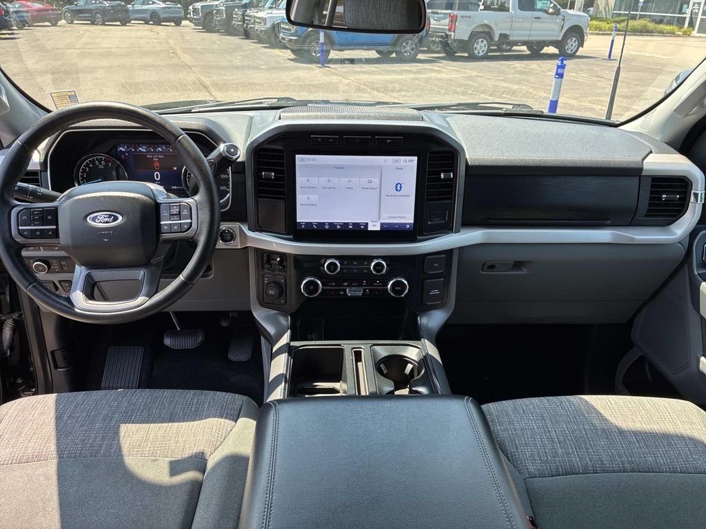 Used 2023 Black Ford XLT image 36
