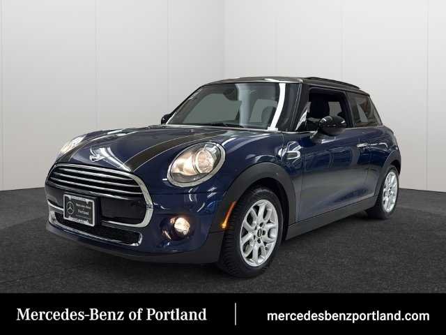 2017 MINI Cooper
