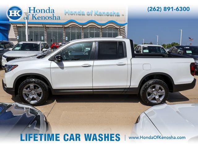 Certified Used 2025 Platinum White Pearl Honda AWD TRAILSPORT image 2