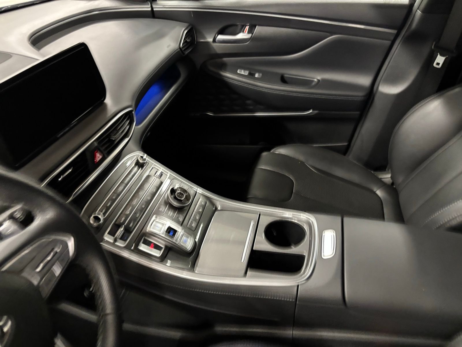 Used 2023 Gray Hyundai Calligraphy image 17