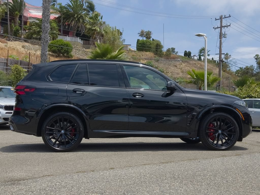 New 2026 Black Sapphire Metallic BMW xDrive40i image 3