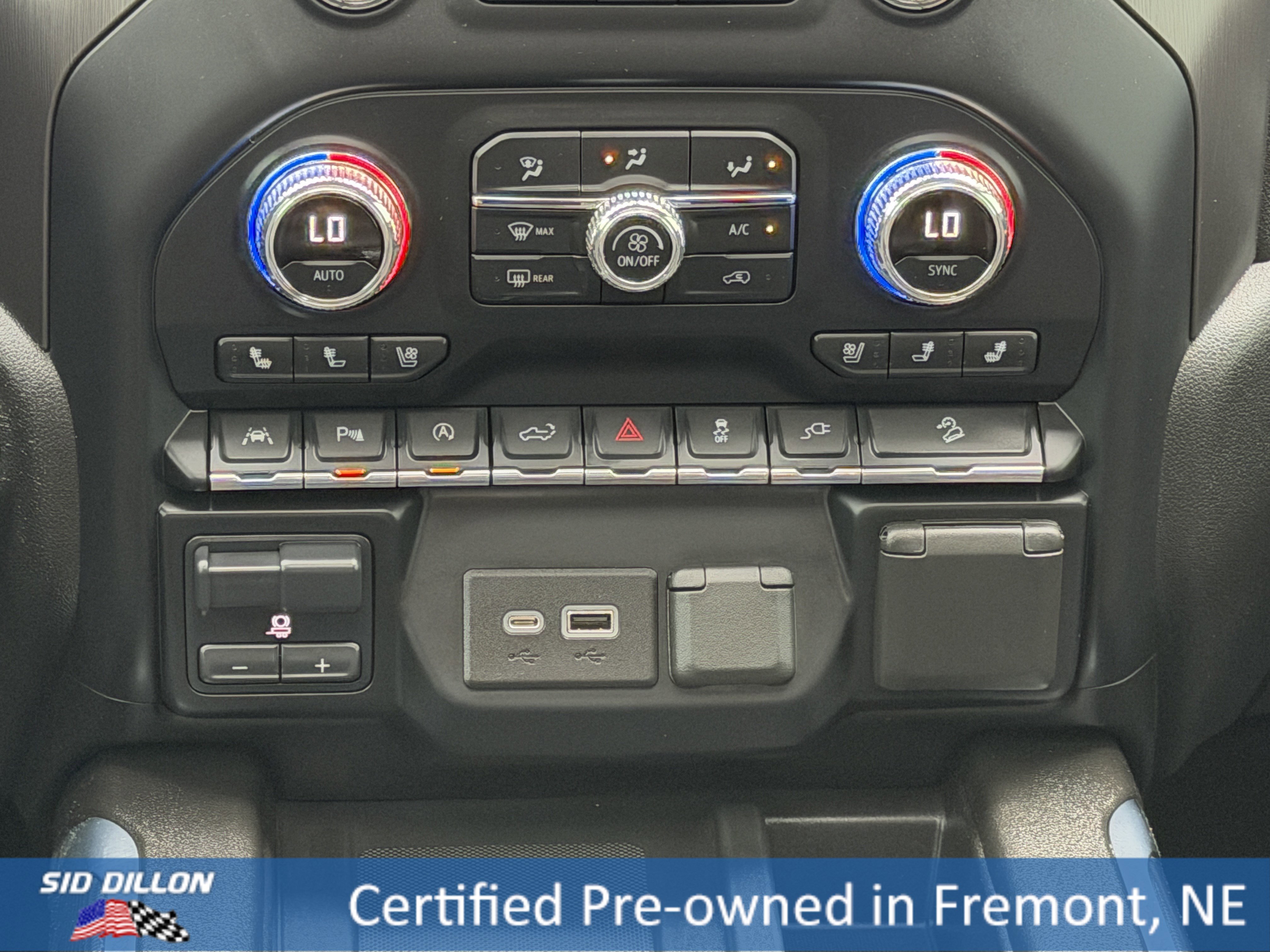 Used 2021 Onyx Black GMC AT4 image 11