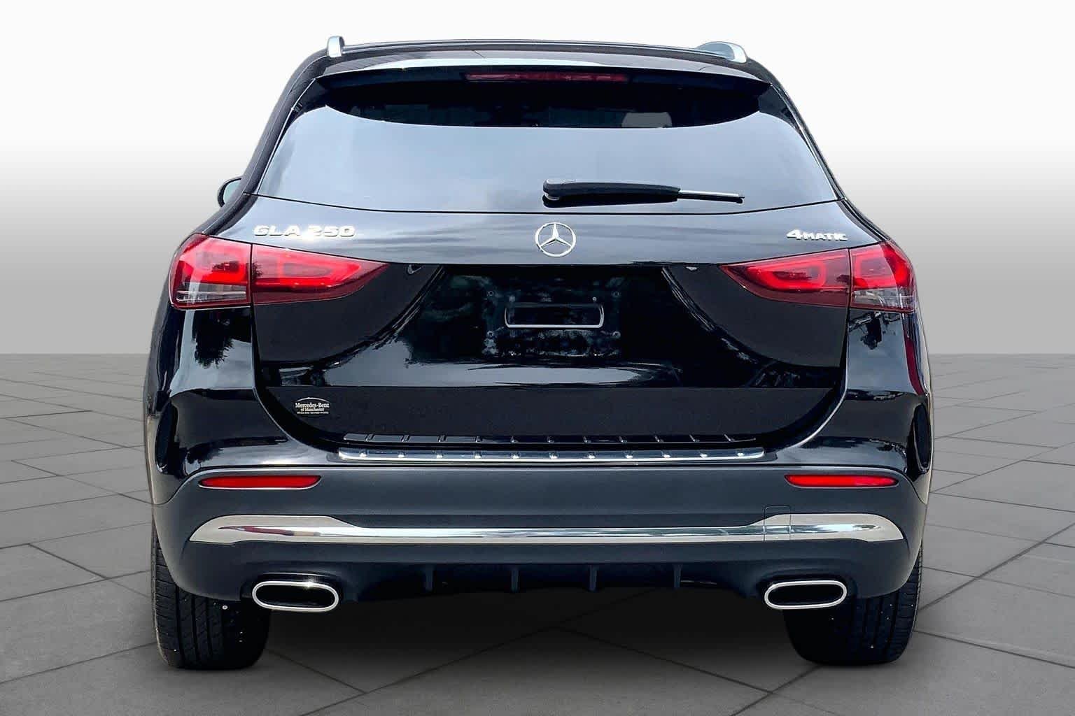 Used 2023 Night Black Mercedes-Benz GLA 250 image 5