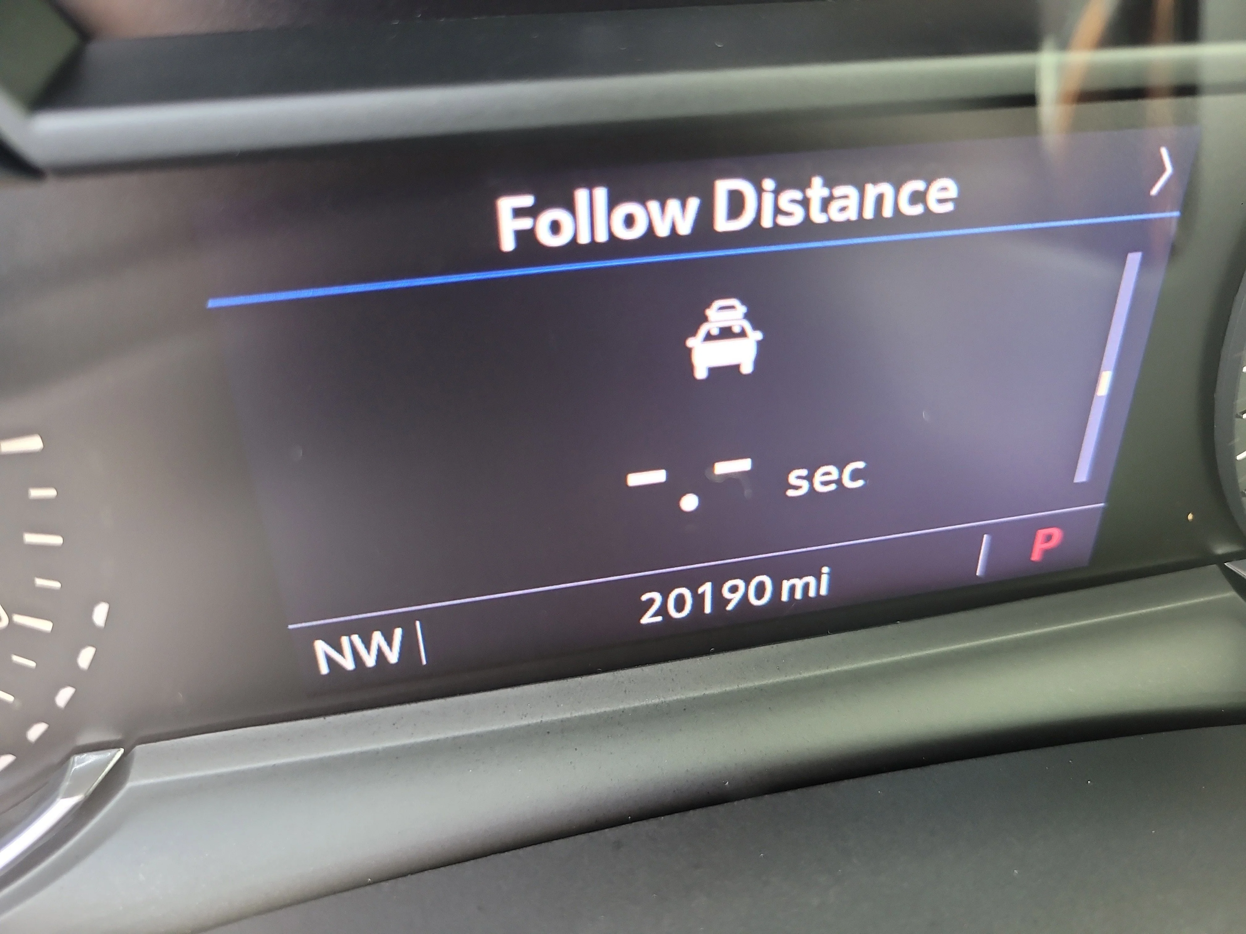 Used 2020 Garnet Metallic Cadillac FWD Premium Luxury image 31