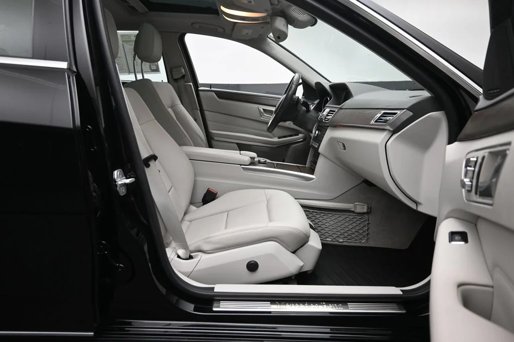 Used 2016 Black Mercedes-Benz E 350 image 9