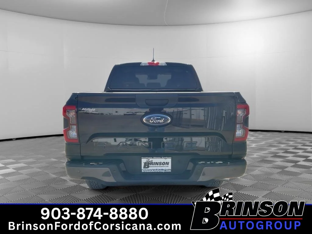 New 2026 Shadow Black Ford XLT image 4