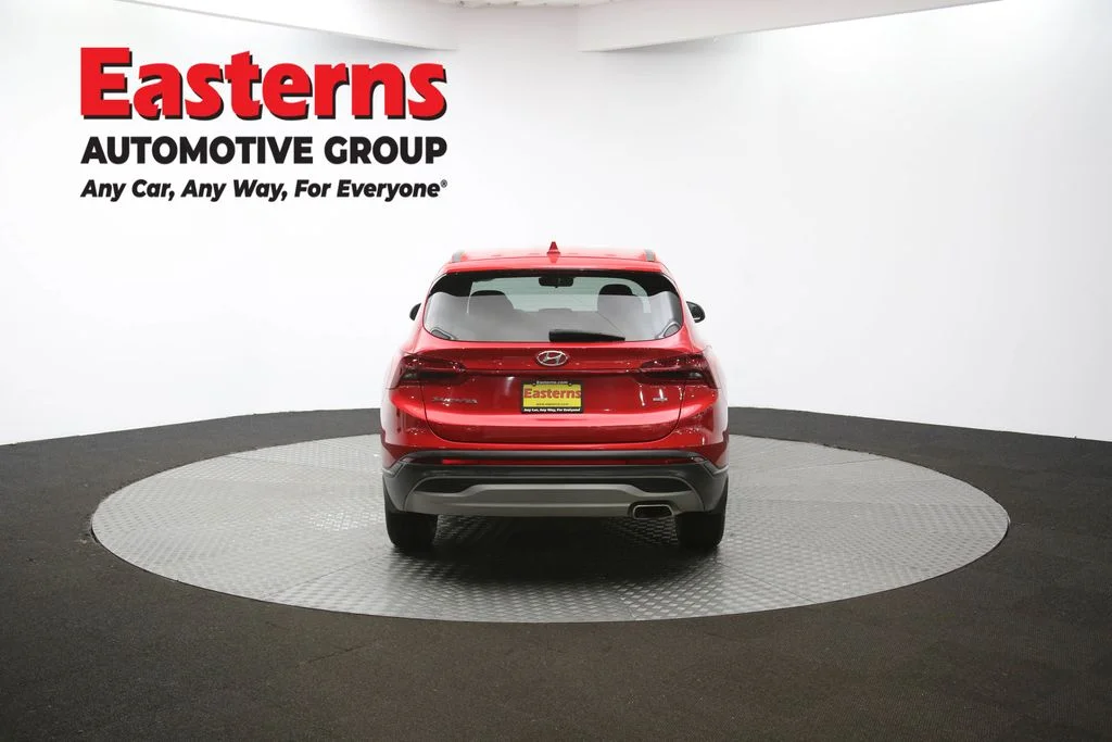 Used 2022 Red Hyundai SE image 36