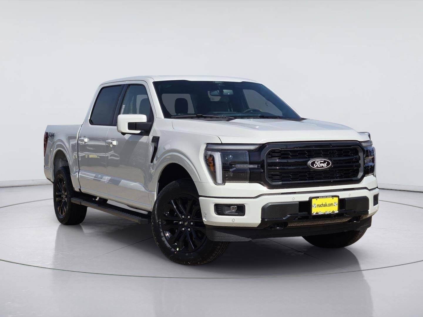 New 2026 Star White Metallic Tri-Coat FORD Lariat® image 1