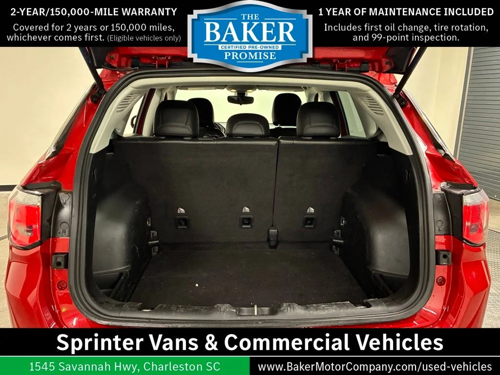 Used 2019 Red Line Jeep Latitude image 31