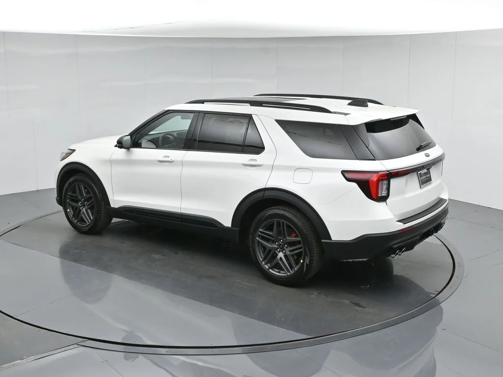 New 2026 Star White Metallic Tri-Coat Ford ST image 42