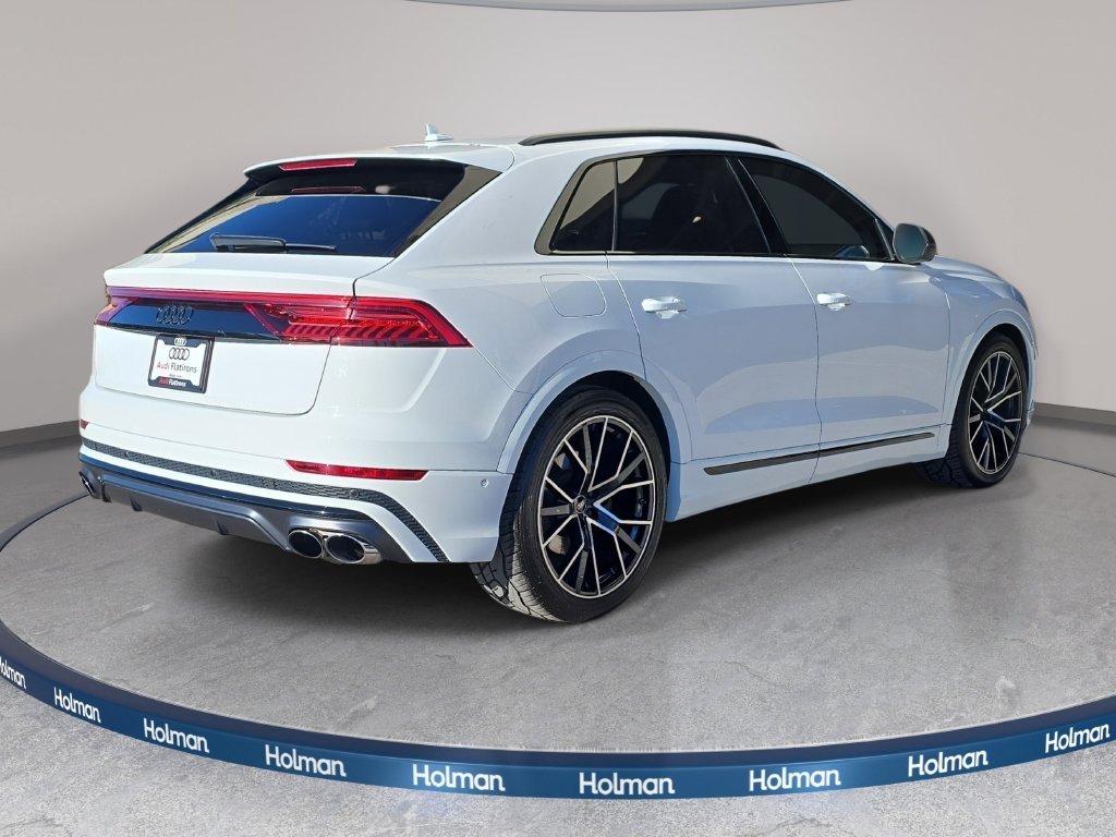 Used 2023  Audi 4.0T Prestige image 6