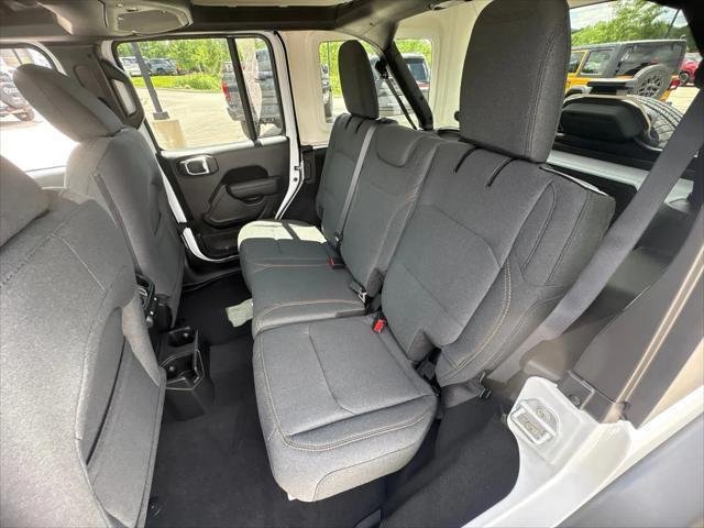 New 2026 Bright White Clear-Coat Exterior Paint Jeep Sport S image 12