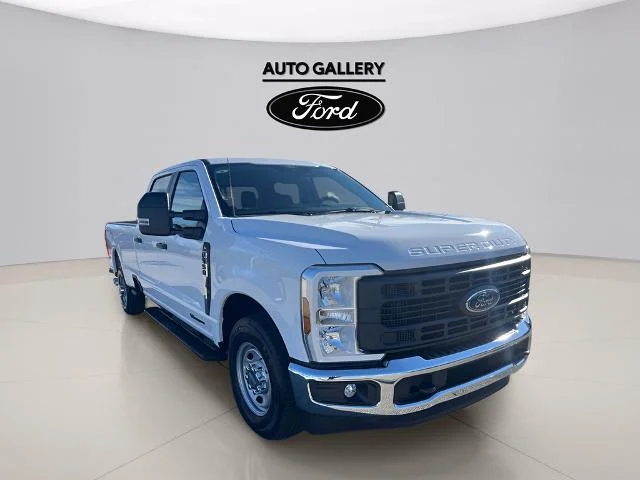 New 2026 Oxford White Ford F-350® XL image 28