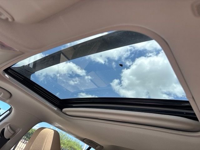 Used 2025 White Toyota XLE image 10