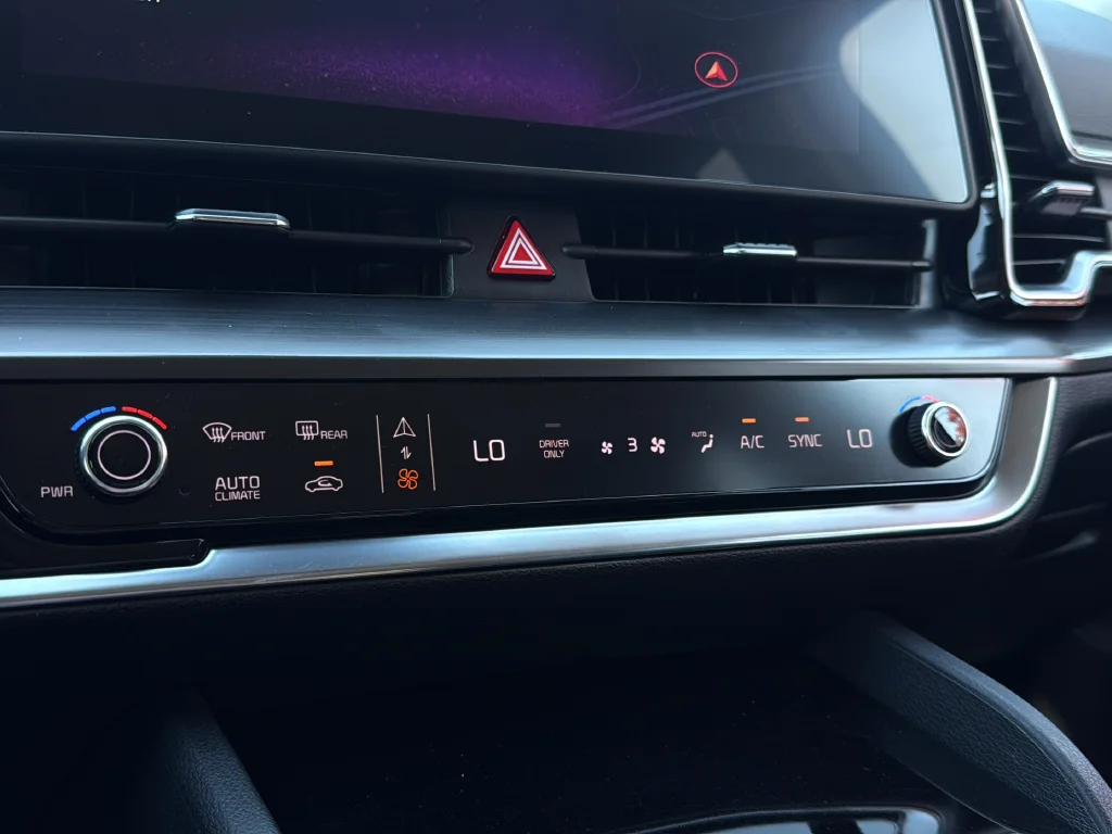 Certified Used 2024 Gravity Gray Kia EX image 17