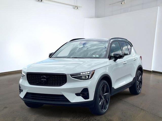 2026 Volvo XC40 B5 Ultra Ultra Black Edition AWD's photo