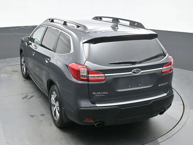 Used 2020 Gray Subaru Premium image 10