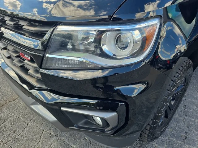 Used 2022 Black Chevrolet Z71 image 31