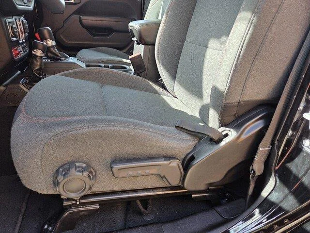 Used 2026 Black Clearcoat Jeep Rubicon image 10
