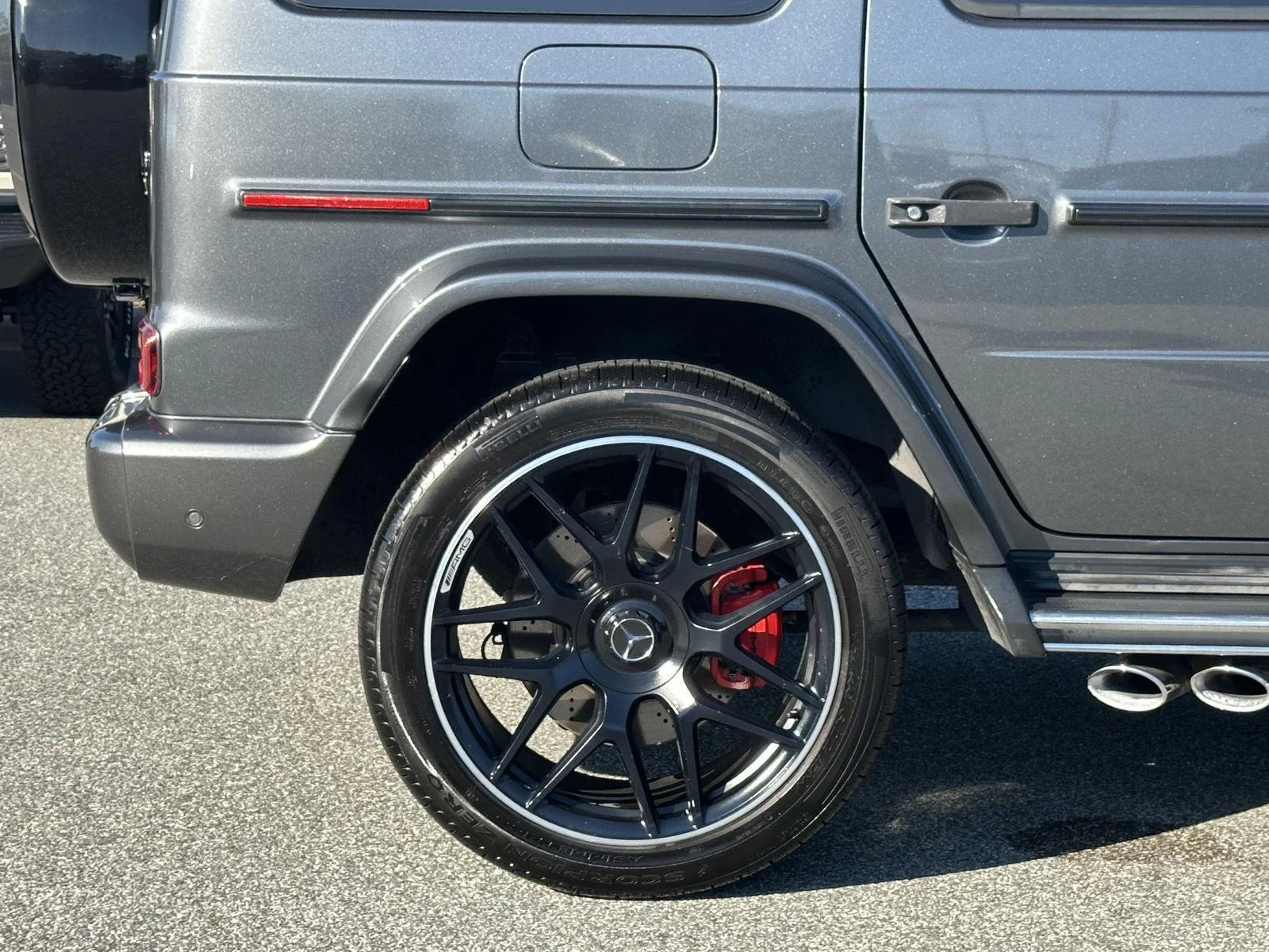 Used 2019 designo Graphite Metallic Mercedes-Benz AMG® G 63 image 50