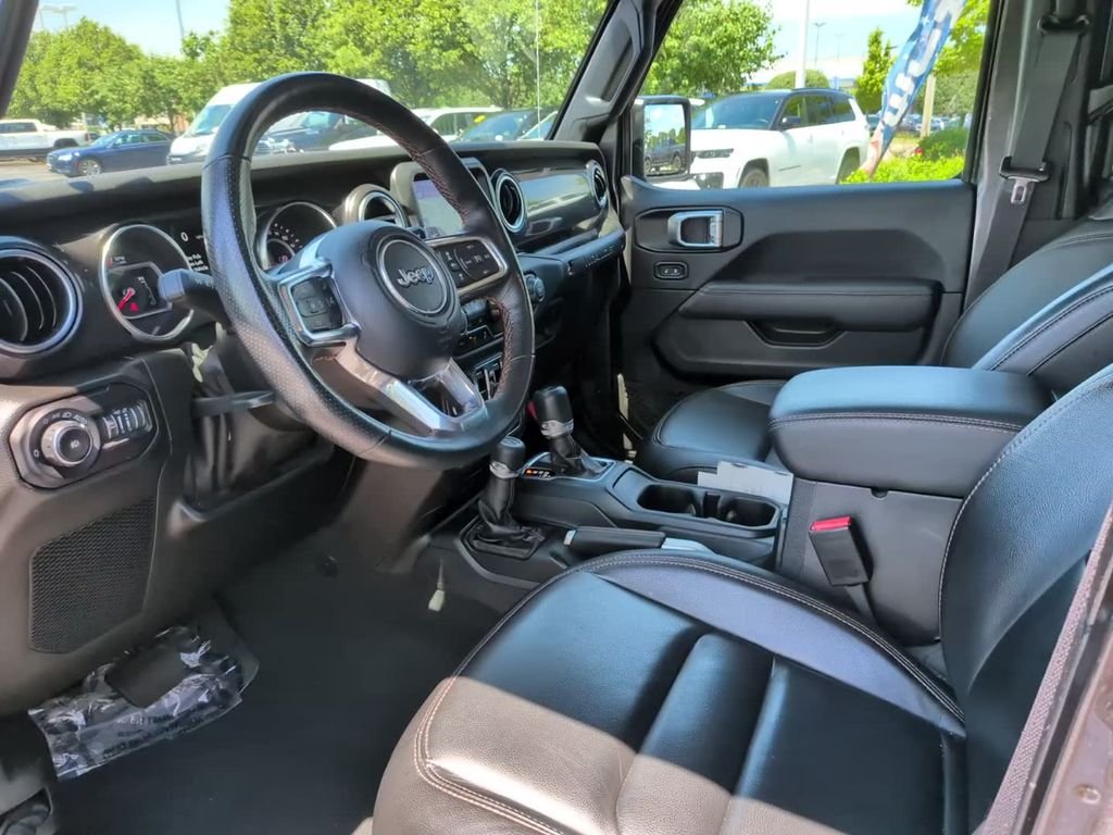 Used 2022 Crystal Metallic Jeep Unlimited Rubicon 392 image 18