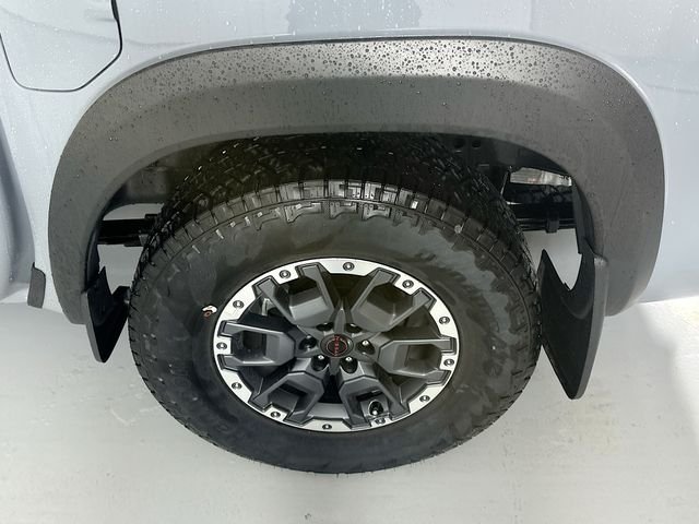 New 2026 Boulder Gray Pearl Nissan Crew Cab PRO-X® image 32