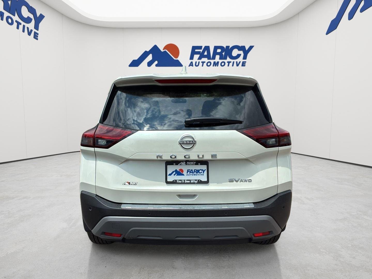 Used 2023 Pearl White Tricoat Nissan SV image 6