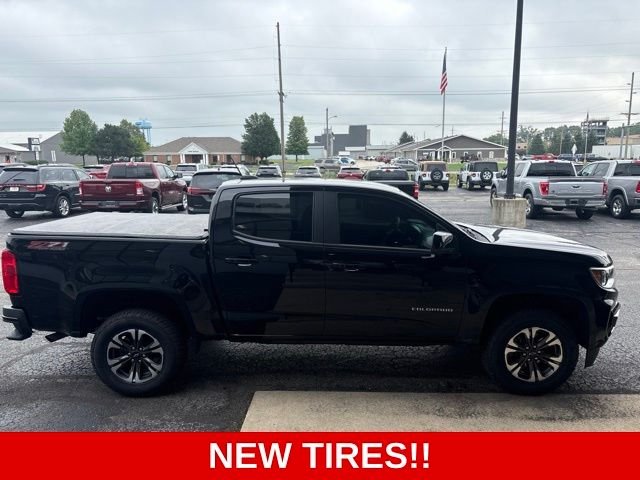 Used 2022 Black Chevrolet Z71 image 6