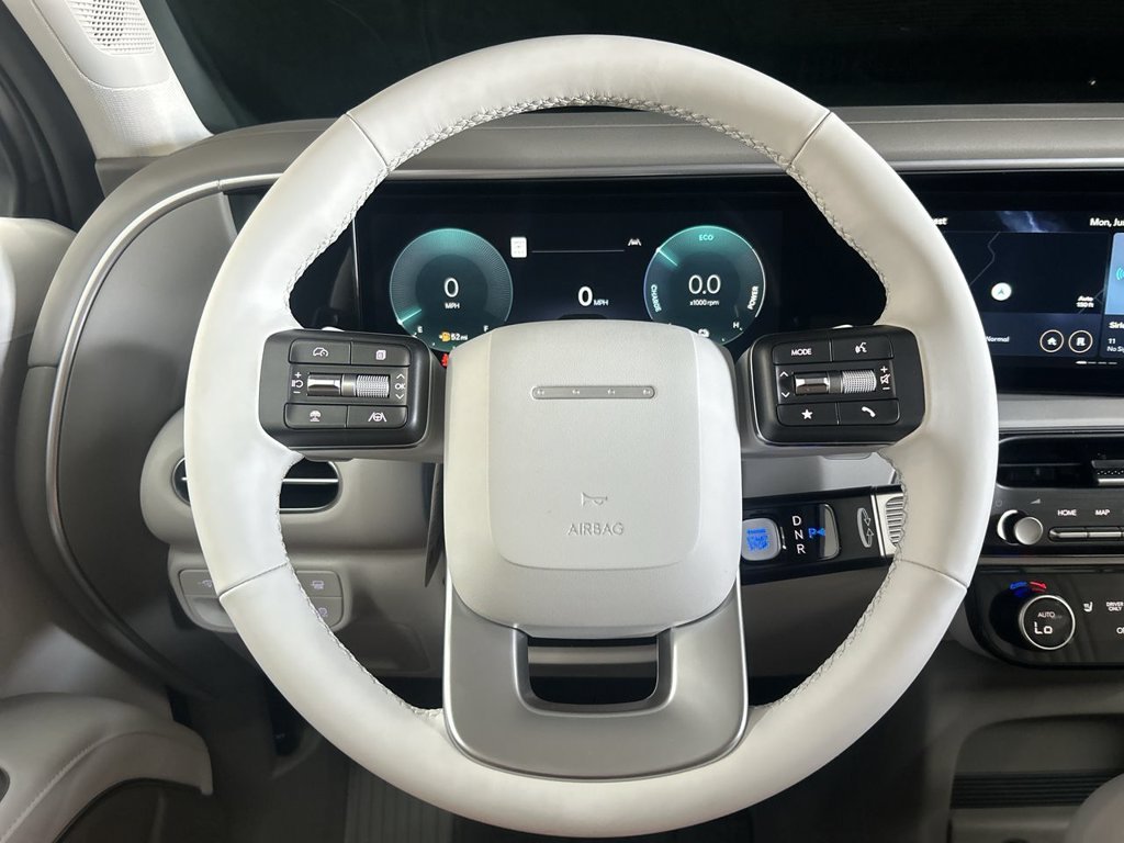 New 2026 Abyss Black Hyundai SEL 8P image 21