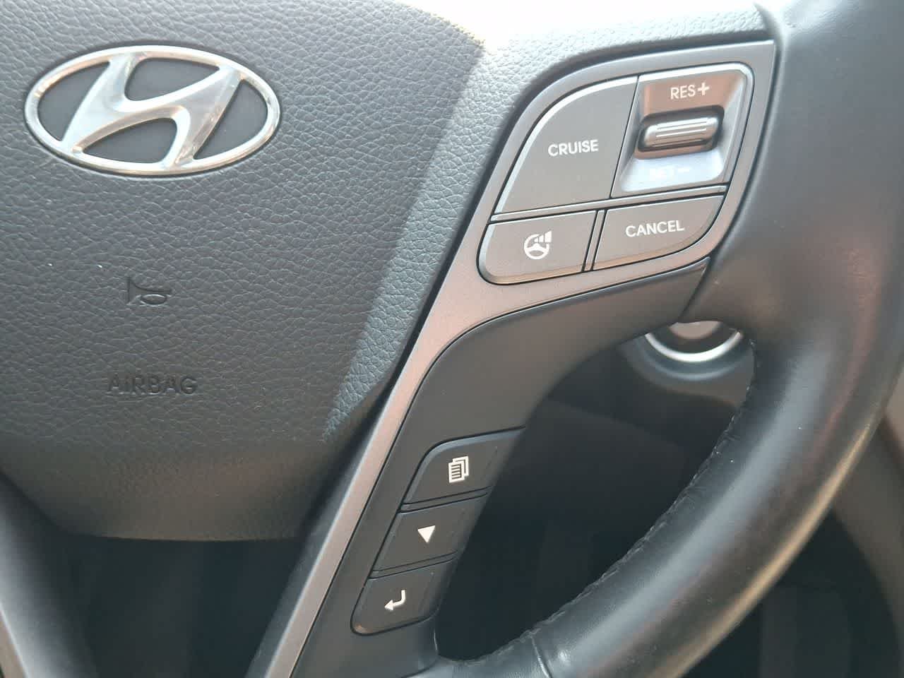Used 2016 Circuit Silver Hyundai SE image 24