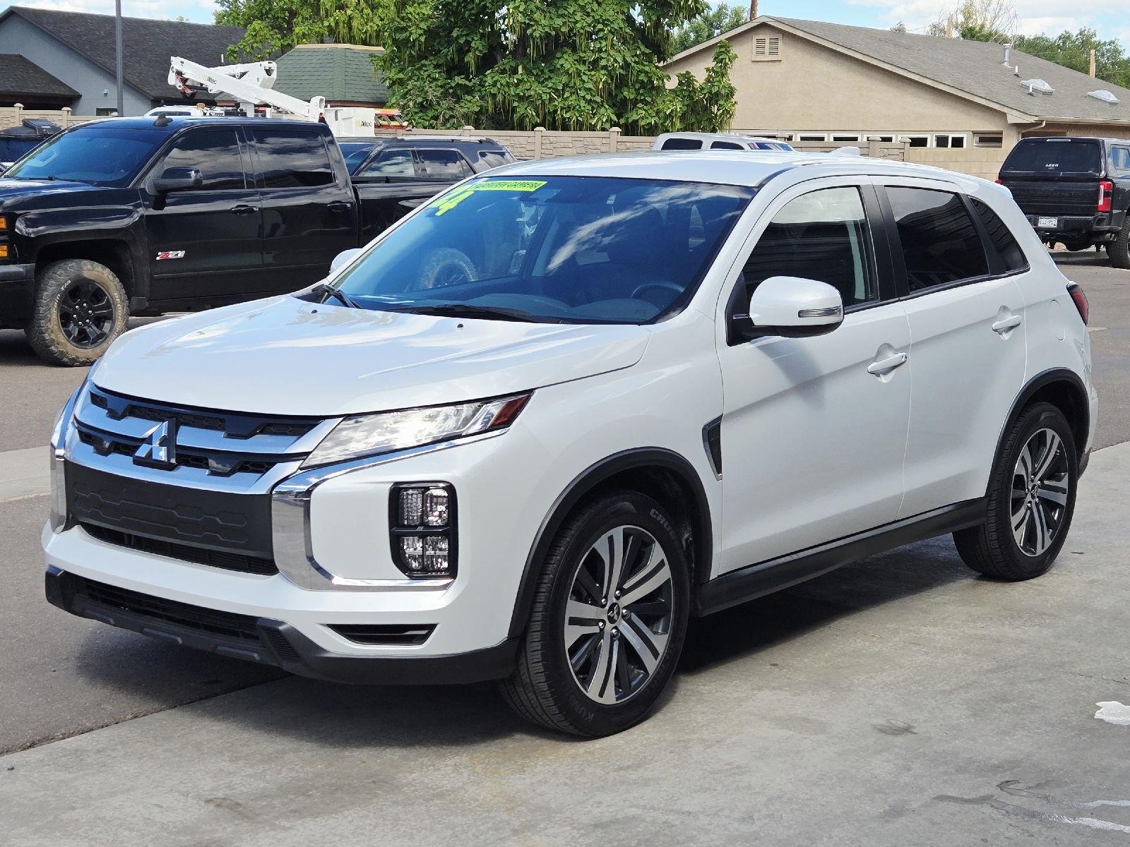 Used 2024 White Diamond Mitsubishi ES image 1