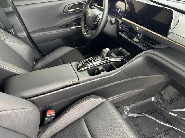 Used 2024  Toyota Limited image 25