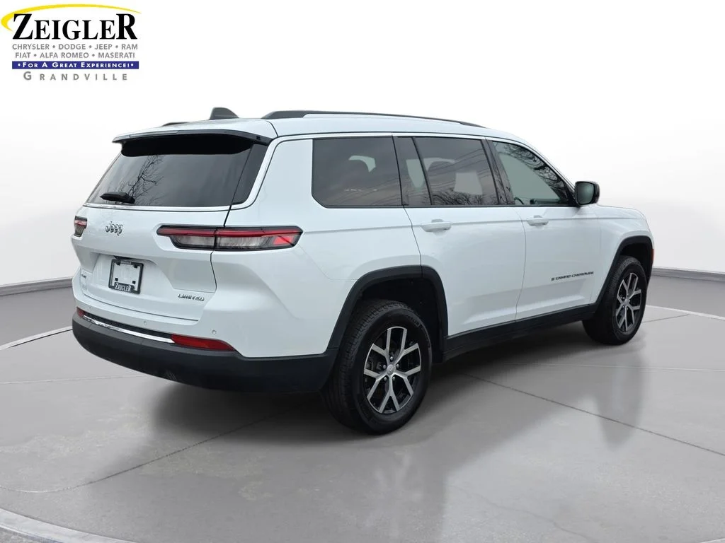Used 2024 White Jeep Limited image 5