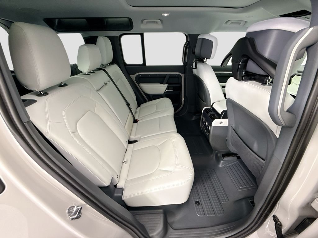 New 2026 Borasco Grey Land Rover X-Dynamic SE image 21