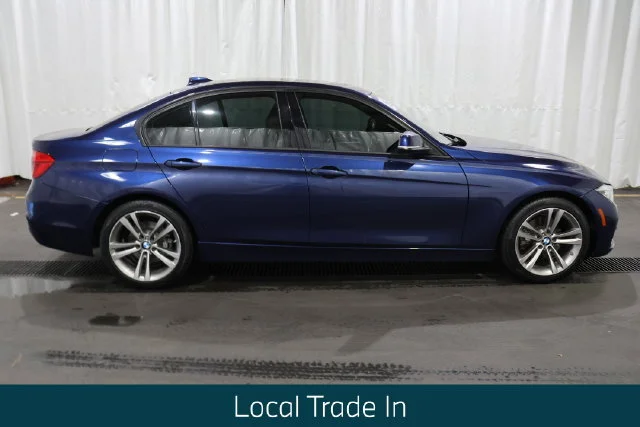 Used 2016 BMW 3 Series 328i with VIN WBA8E9C56GK646705 for sale in Grants Pass, OR
