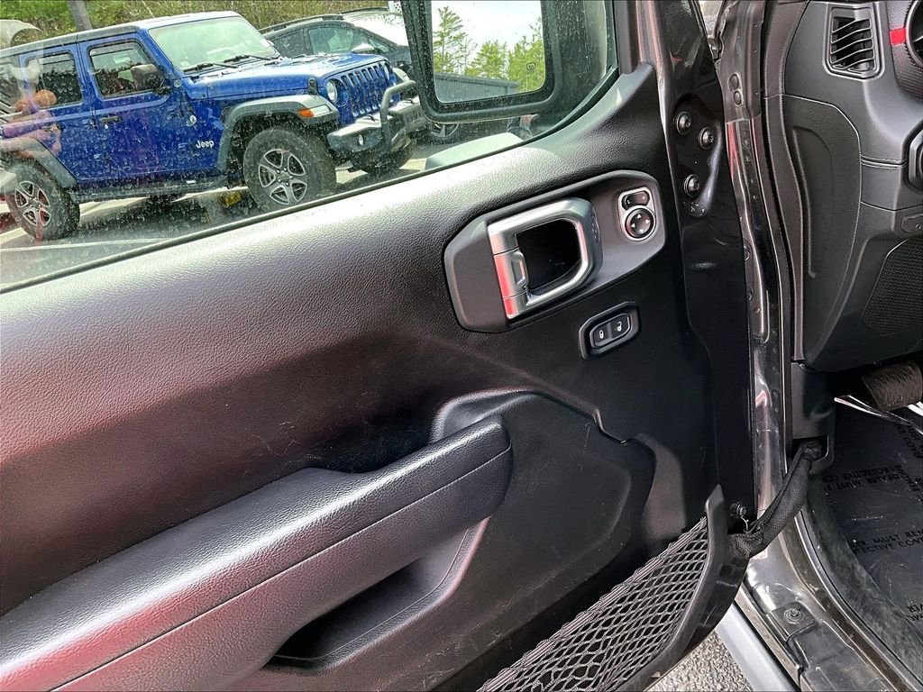 Used 2024 Gray Jeep Rubicon image 11
