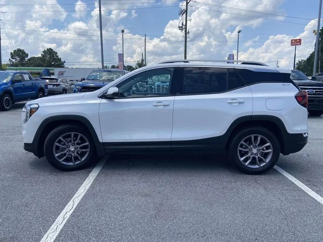 Certified Used 2023 White Frost Tri-Coat GMC SLT image 6
