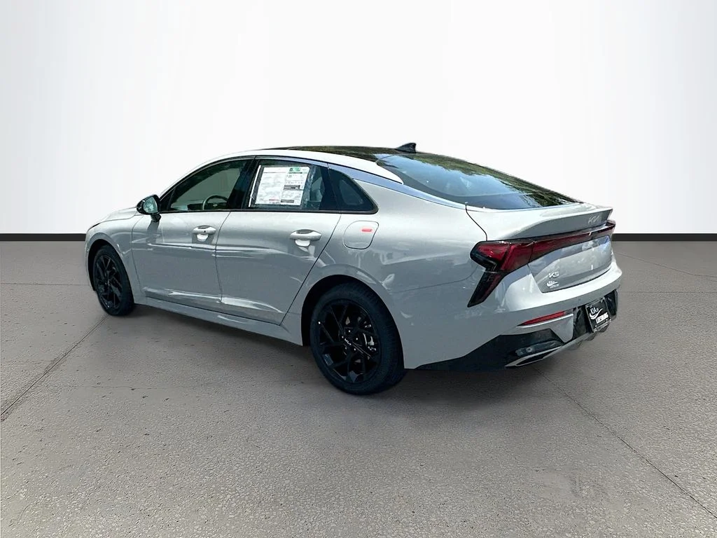 New 2026 Wolf Gray Kia GT-Line FWD image 5
