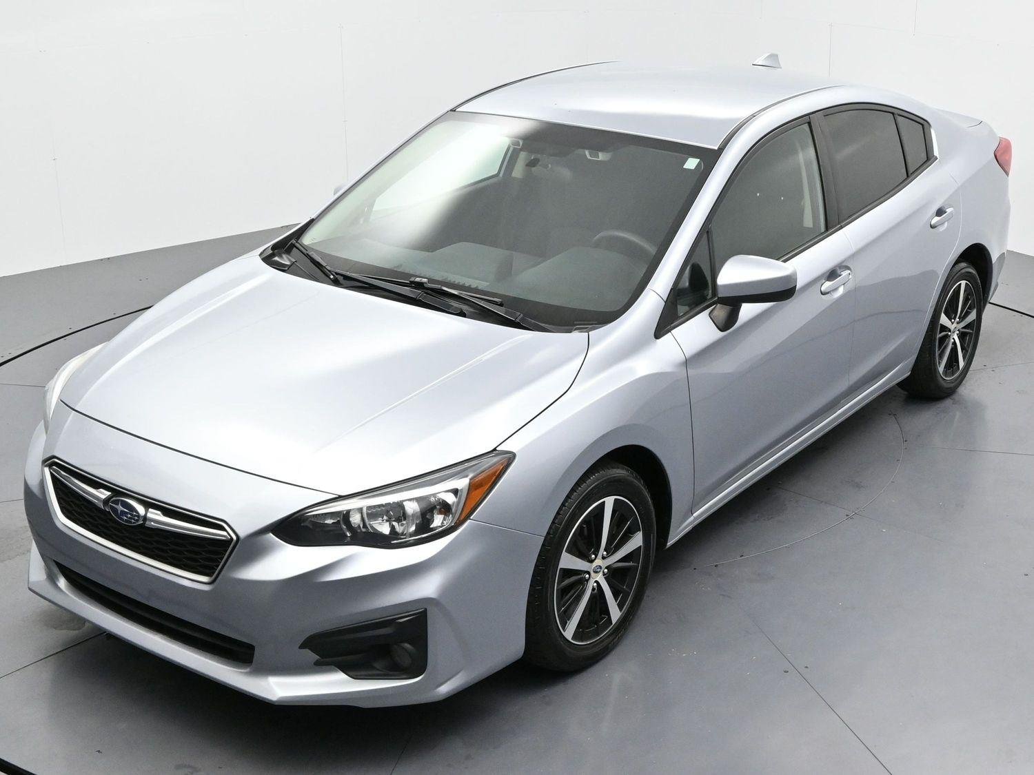 Used 2019 Ice Silver Metallic Subaru Premium image 34