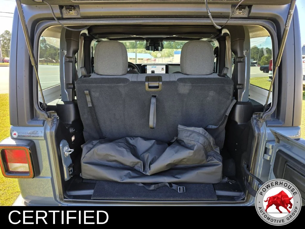 Used 2025 Gray Jeep Sport S image 14