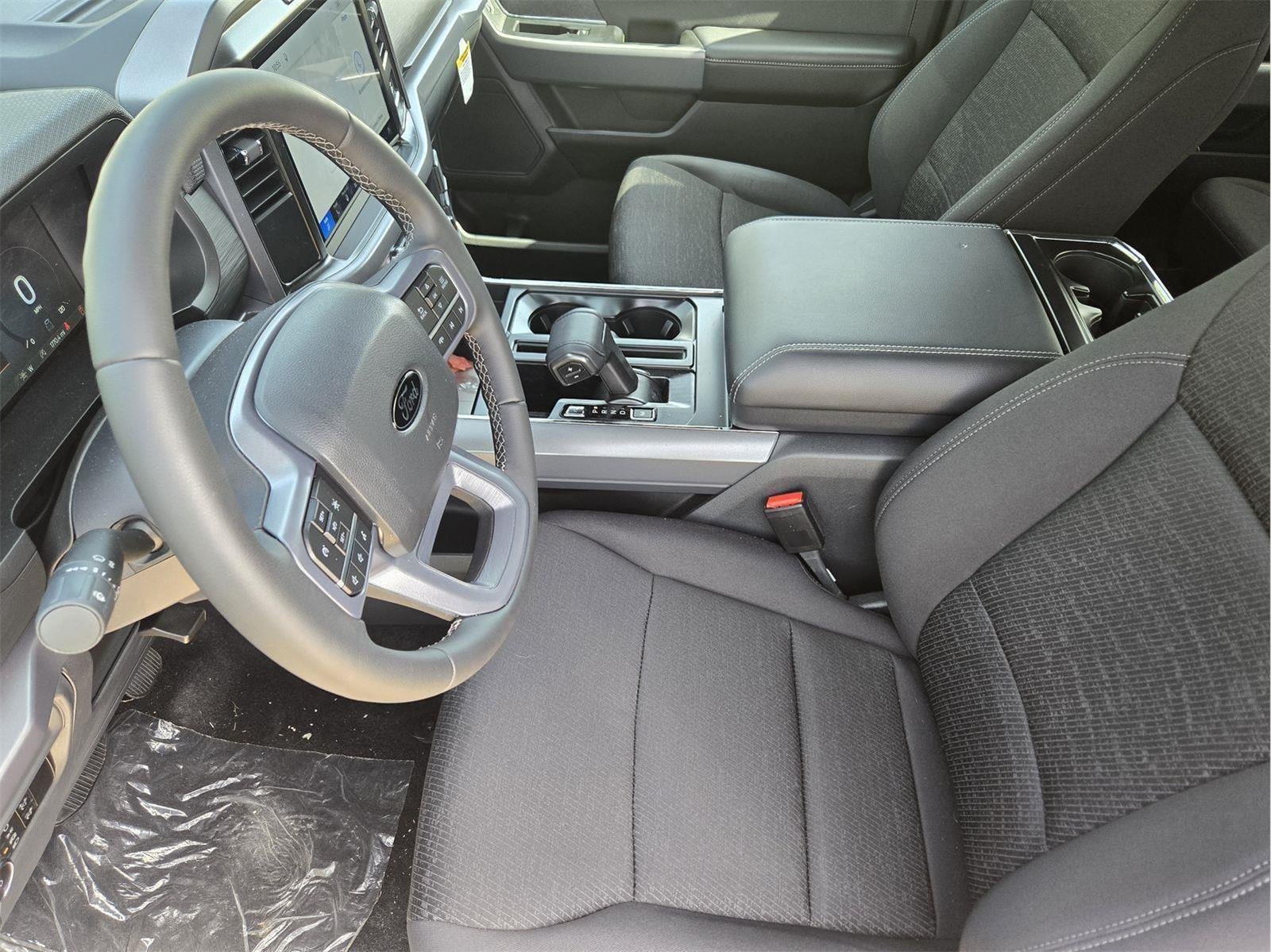 New 2026 Agate Black Metallic Ford XLT image 8