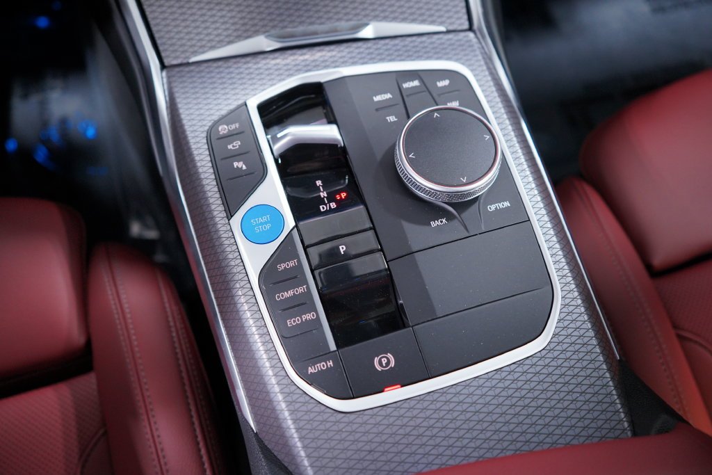 New 2026 Black Sapphire Metallic BMW eDrive40 image 12