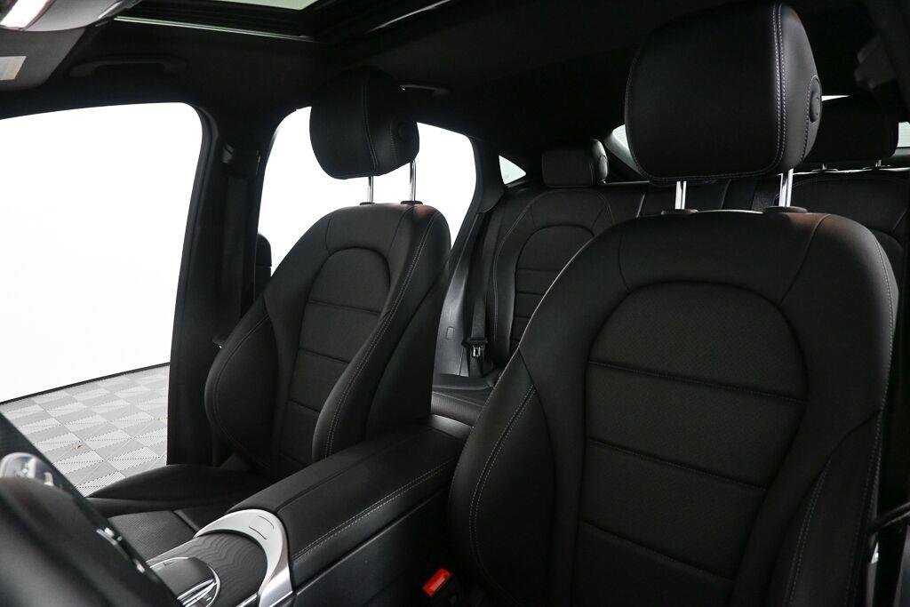 Certified Used 2023 Black Mercedes-Benz GLC 300 image 5