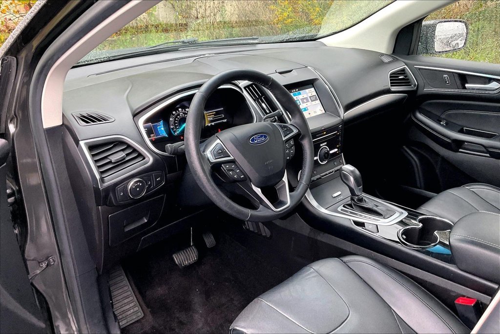 Used 2016 Gray Ford Titanium image 14