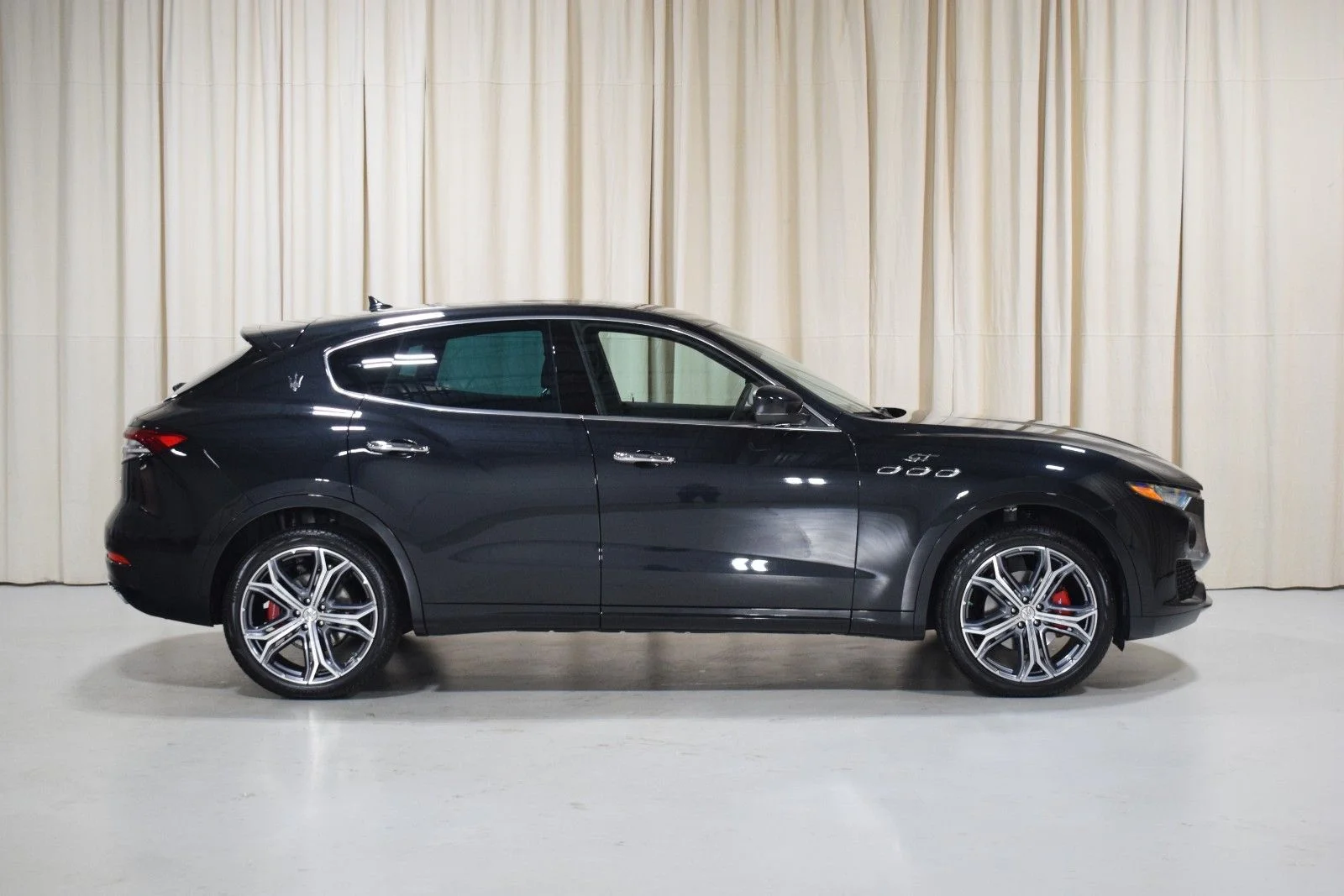 Certified Used 2023 Black Maserati  image 15