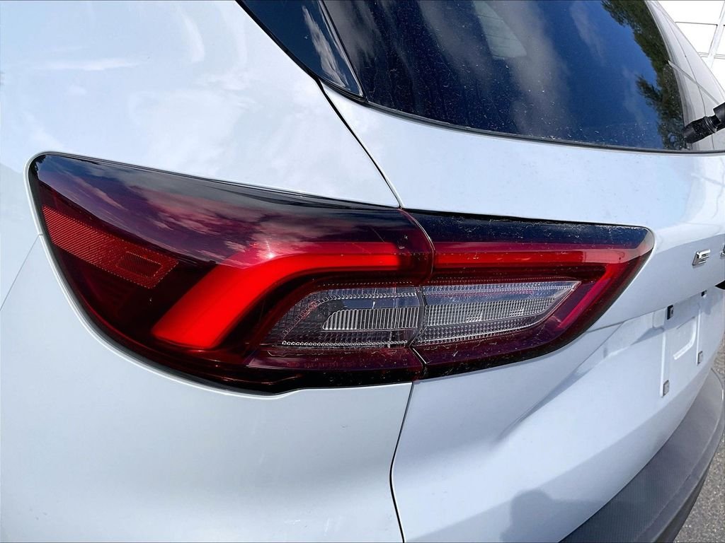 Used 2025 Silver Metallic Ford ST-Line image 31
