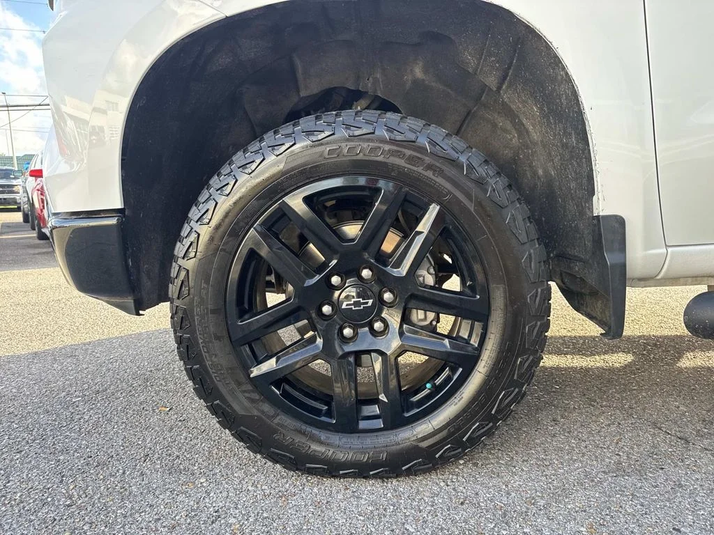 Certified Used 2025 White Chevrolet LT Trail Boss image 5